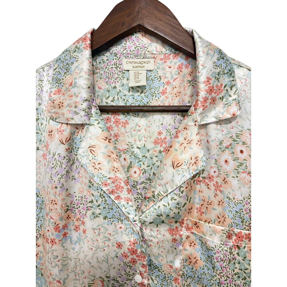 Cynthia Rowley Womens M Floral Satin Pajama Set Button Top Shorts Sleepwear - Picture 5 of 11
